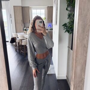 Grey Shein Cropped Long Sleeve Shirt (Size Small)